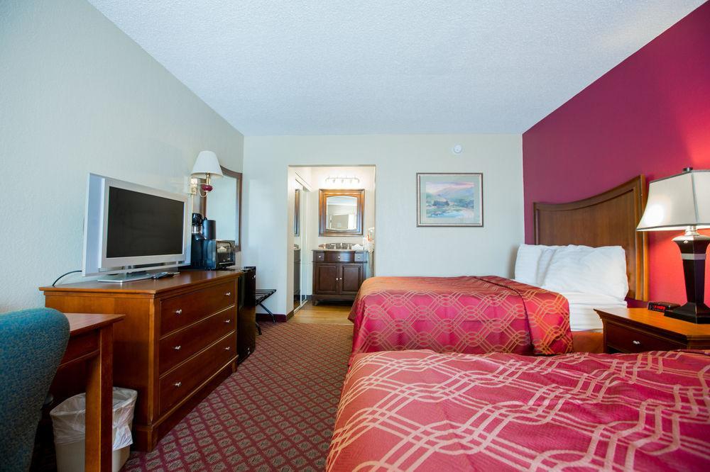 Econo Lodge Inn & Suites Joplin Exterior foto