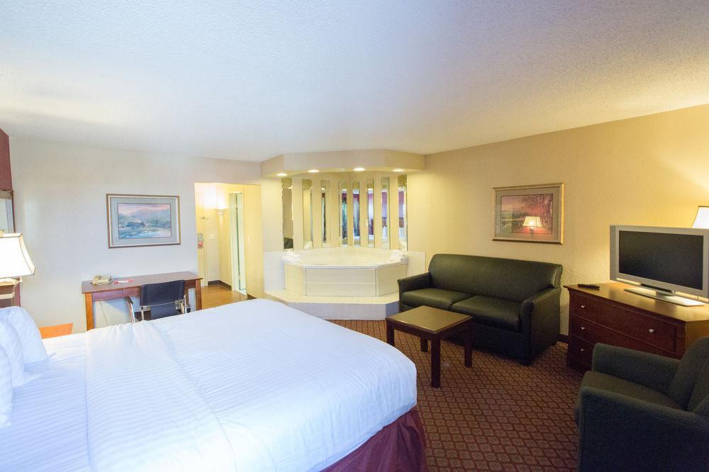 Econo Lodge Inn & Suites Joplin Exterior foto